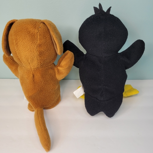 High Reach Learning Hand Puppets Puppy Dog and Penguin 9" in Plush Lot Of 2 - Picture 3 of 8
